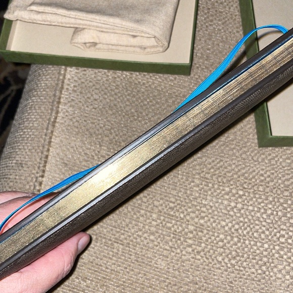 New authentic Gucci x /dismey Donald Duck notebook - Picture 10 of 11